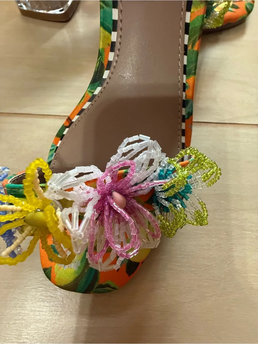 Betsey Johnson Cinthia Heels Floral Low Clear Block Heel Ankle Strap. NWOB